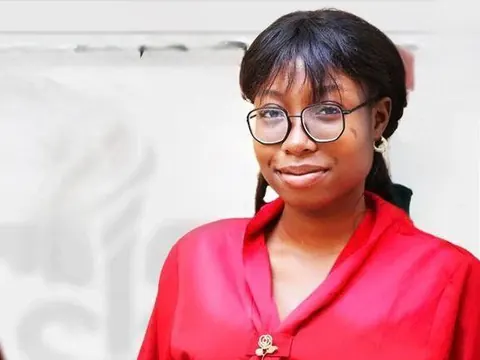 OLAYIWOLA OLAMIDOKE